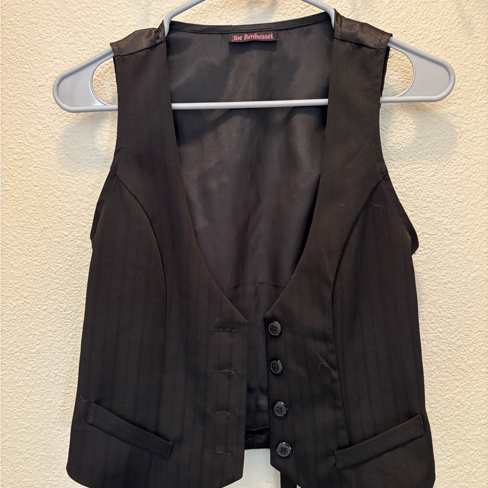 Joe Benbasset Charcoal Vest